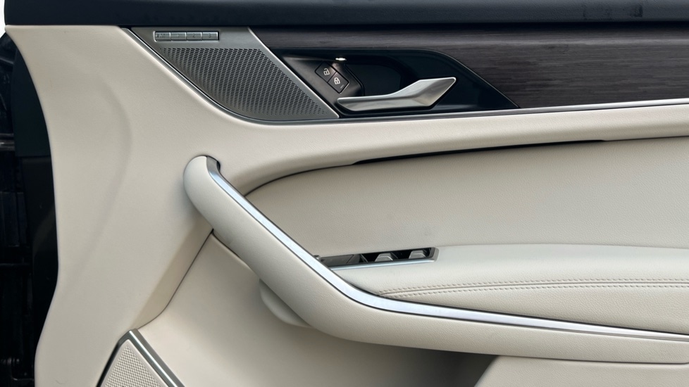 Used Jaguar F-Pace 2021 for sale - 77025542: Photo 30