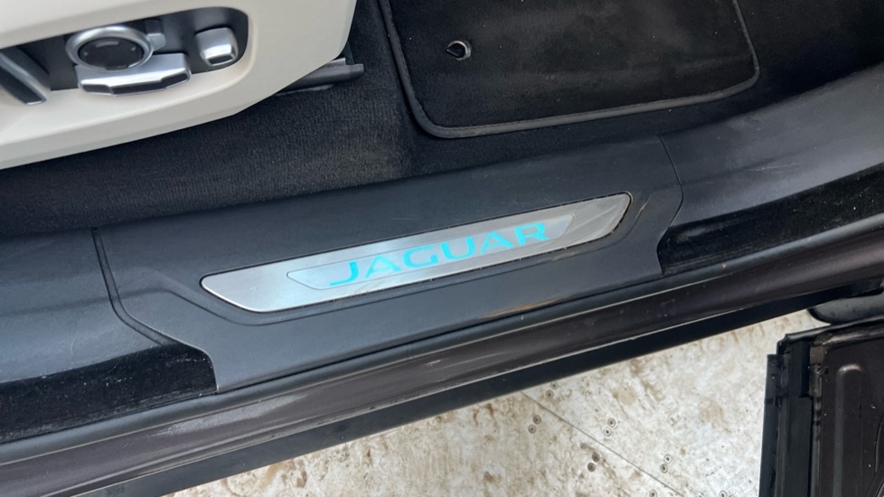 Used Jaguar F-Pace 2021 for sale - 77025542: Photo 42