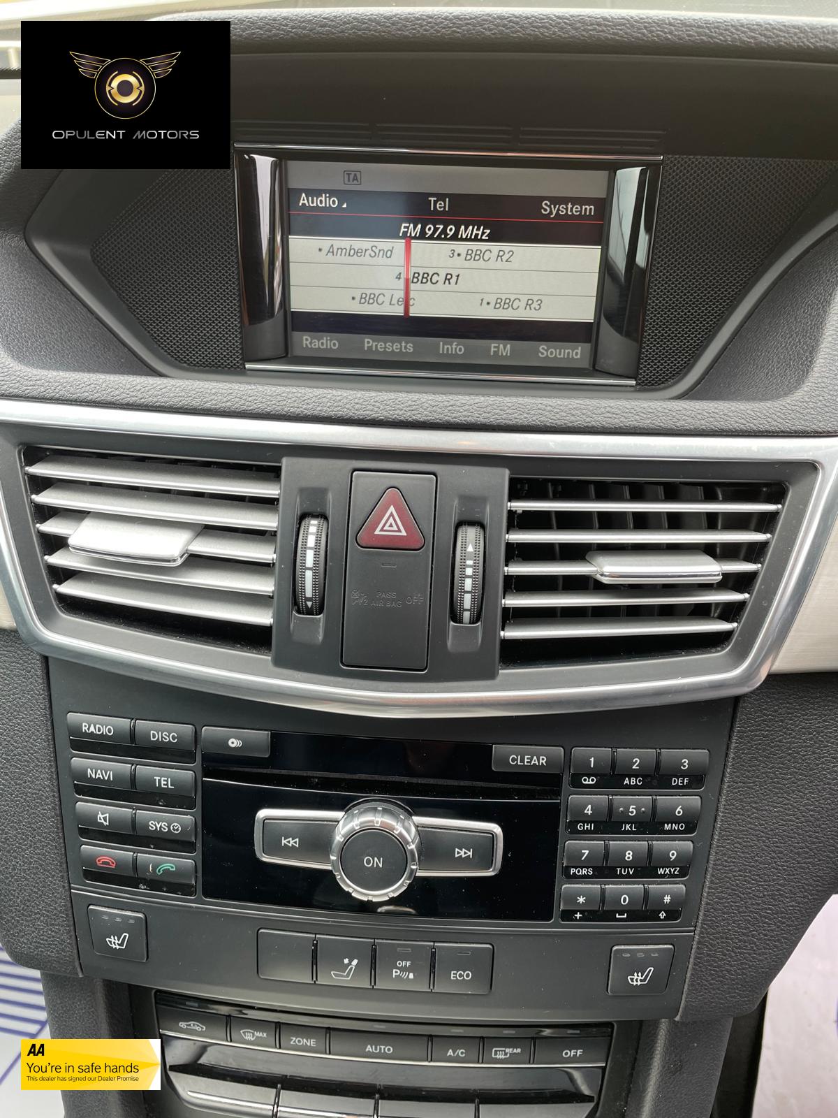Used Mercedes-Benz E Class 2013 for sale - 76104884: Photo 38