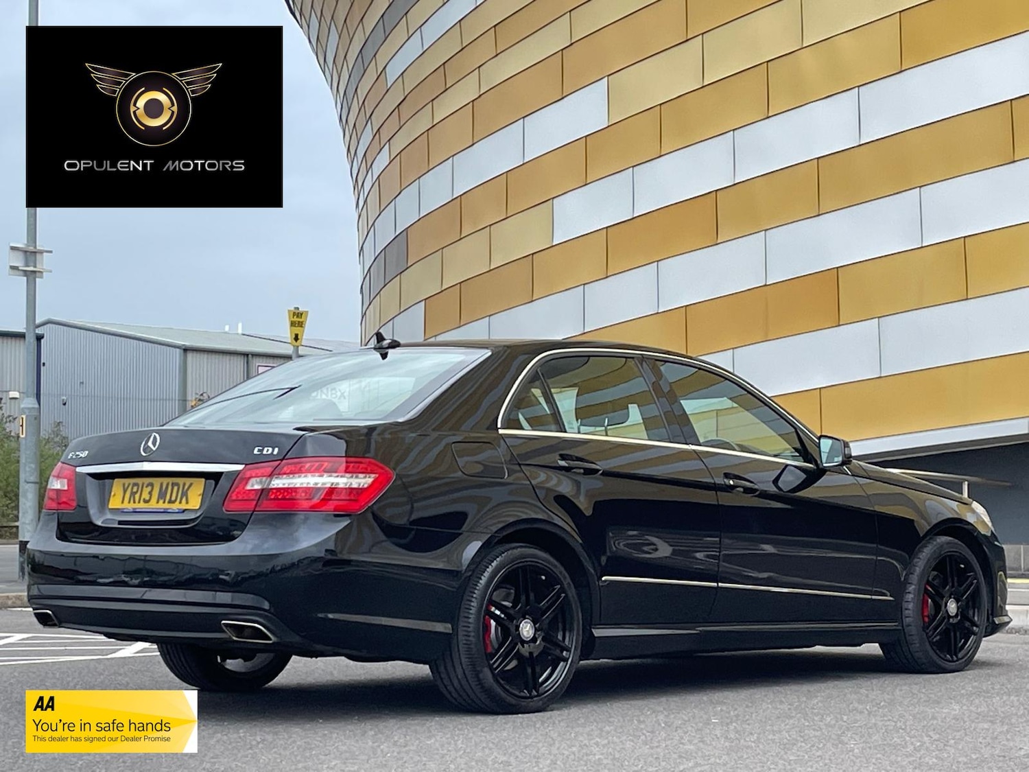 Used Mercedes-Benz E Class 2013 for sale - 76104884: Photo 5
