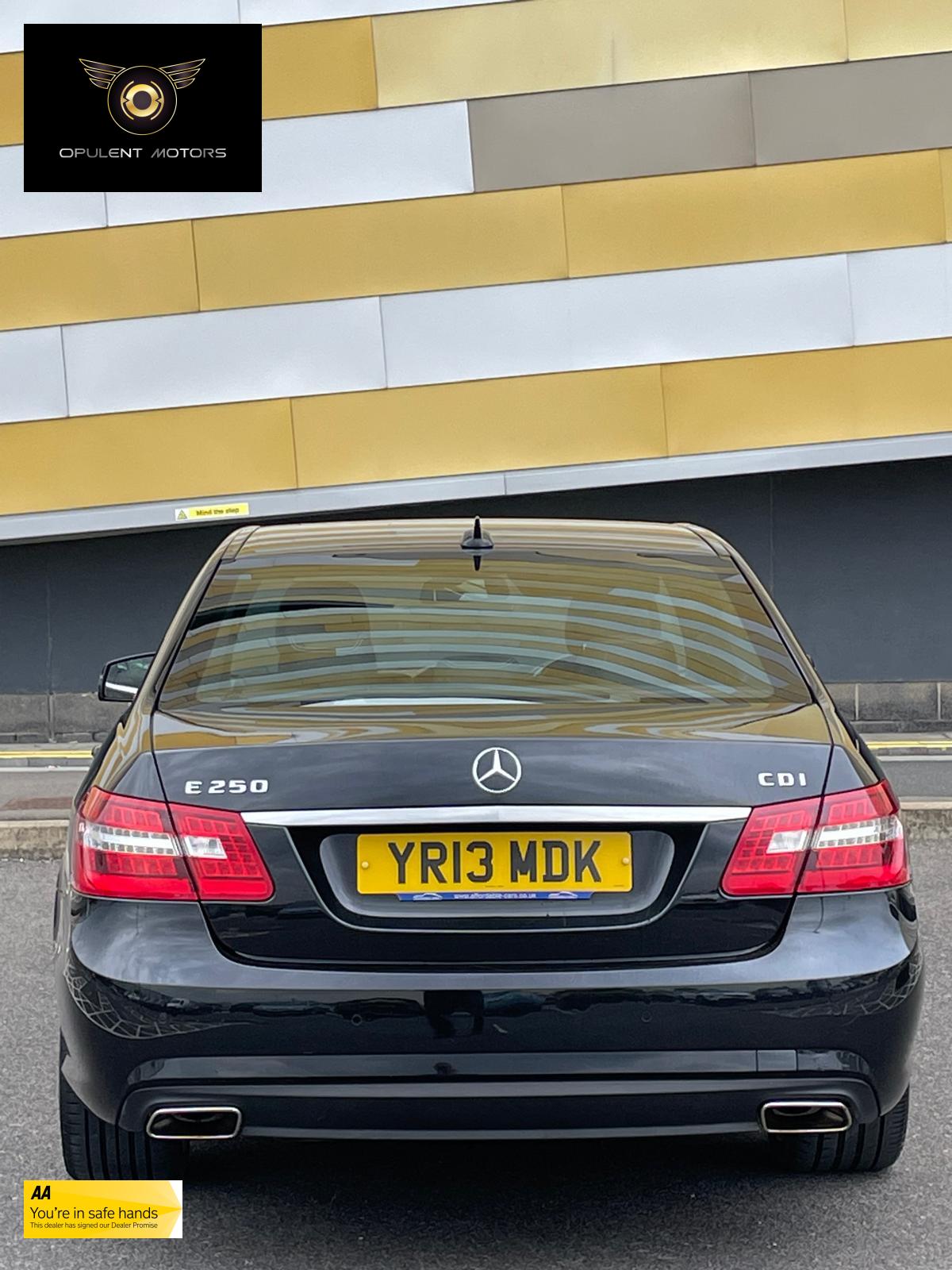 Used Mercedes-Benz E Class 2013 for sale - 76104884: Photo 6