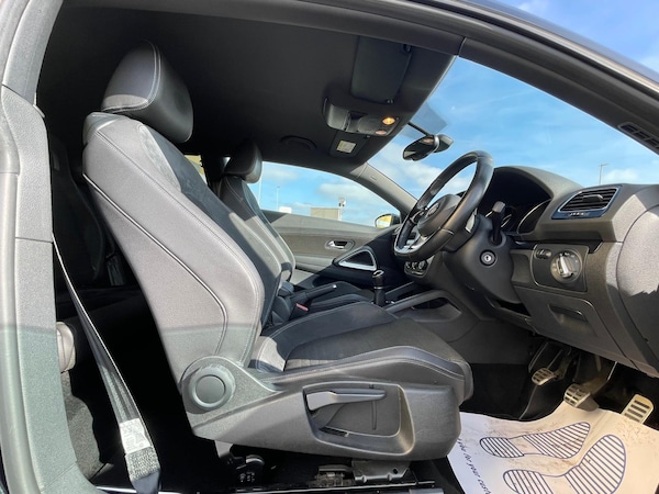 Used Volkswagen Scirocco 2015 for sale - 76235094: Photo 10