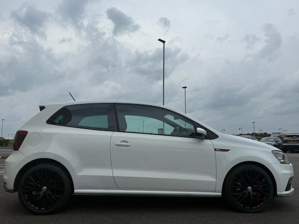 Used Volkswagen Polo 2015 for sale - 76038270: Photo 18