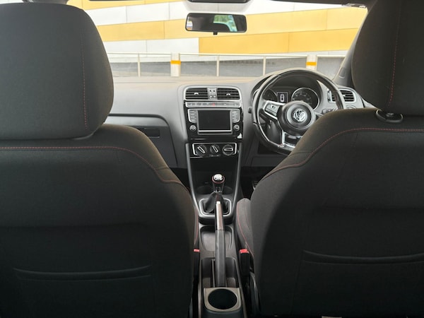 Used Volkswagen Polo 2015 for sale - 76038270: Photo 32