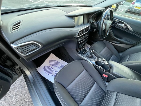 Used Infiniti Q30 2016 for sale - 76172723: Photo 25