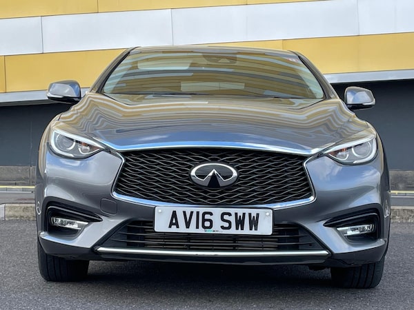 Used Infiniti Q30 2016 for sale - 76172723: Photo 2