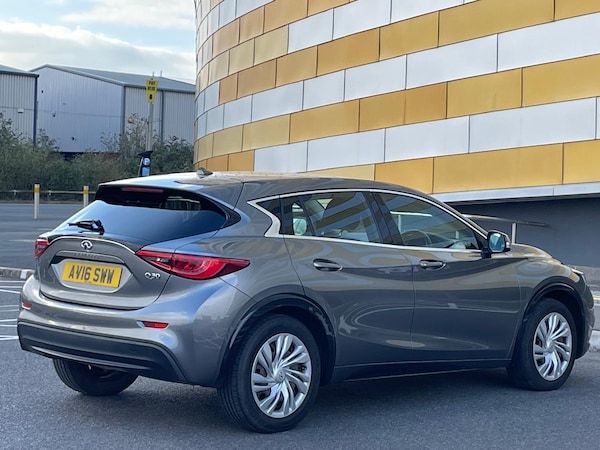 Used Infiniti Q30 2016 for sale - 76172723: Photo 44