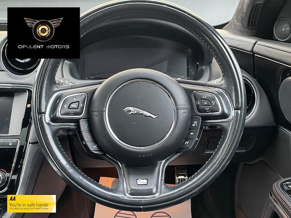 Used Jaguar XJ 2017 for sale - 75487073: Photo 21