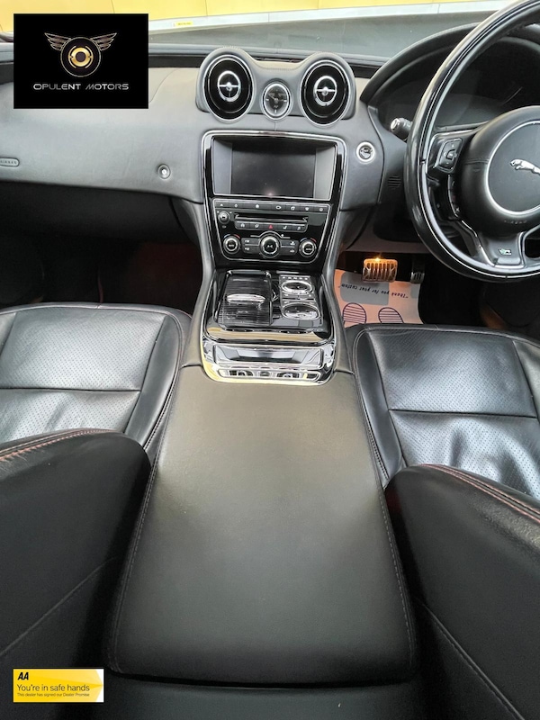 Used Jaguar XJ 2017 for sale - 75487073: Photo 24