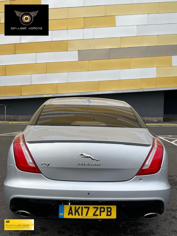 Used Jaguar XJ 2017 for sale - 75487073: Photo 6