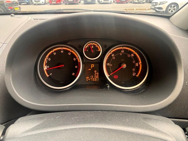 Used Vauxhall Corsa 2013 for sale - 76092255: Photo 23