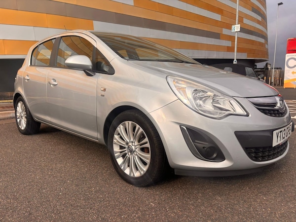 Used Vauxhall Corsa 2013 for sale - 76092255: Photo 3