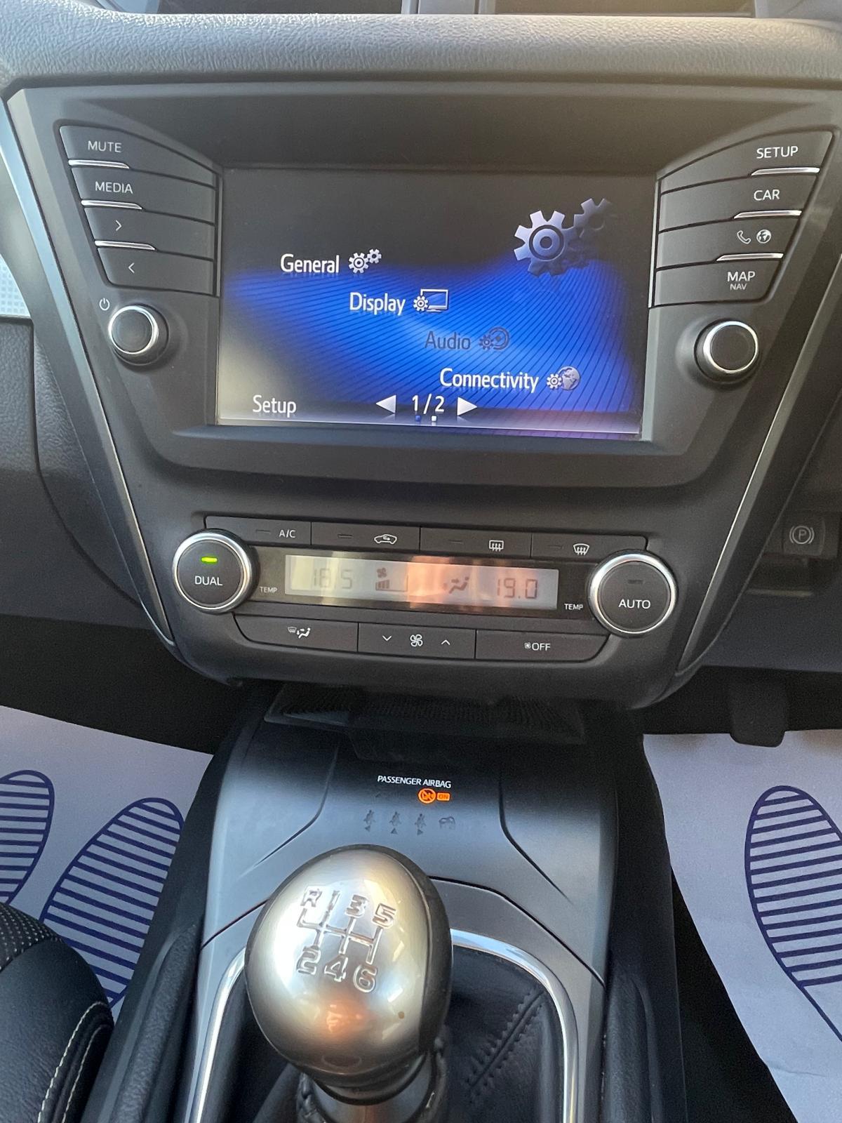Used Toyota Avensis 2015 for sale - 76172727: Photo 24