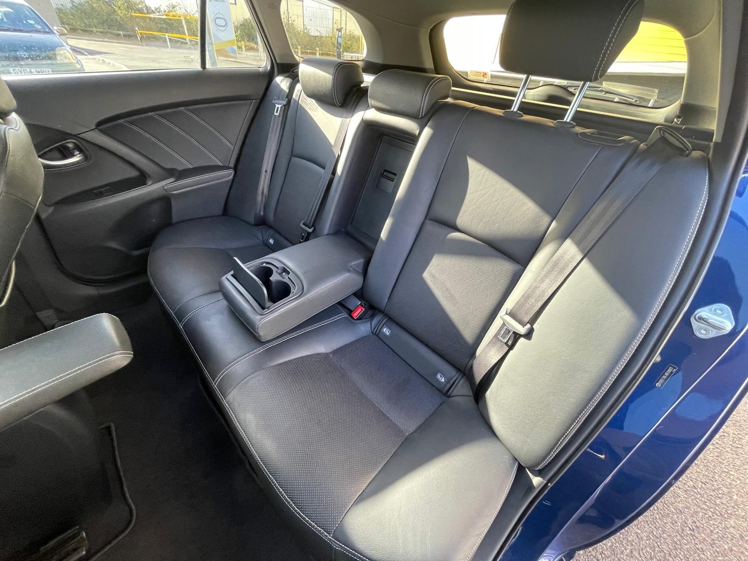 Used Toyota Avensis 2015 for sale - 76172727: Photo 26