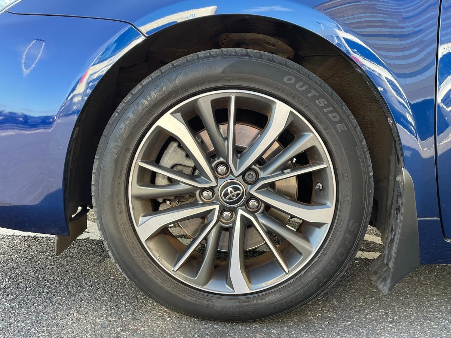 Used Toyota Avensis 2015 for sale - 76172727: Photo 33