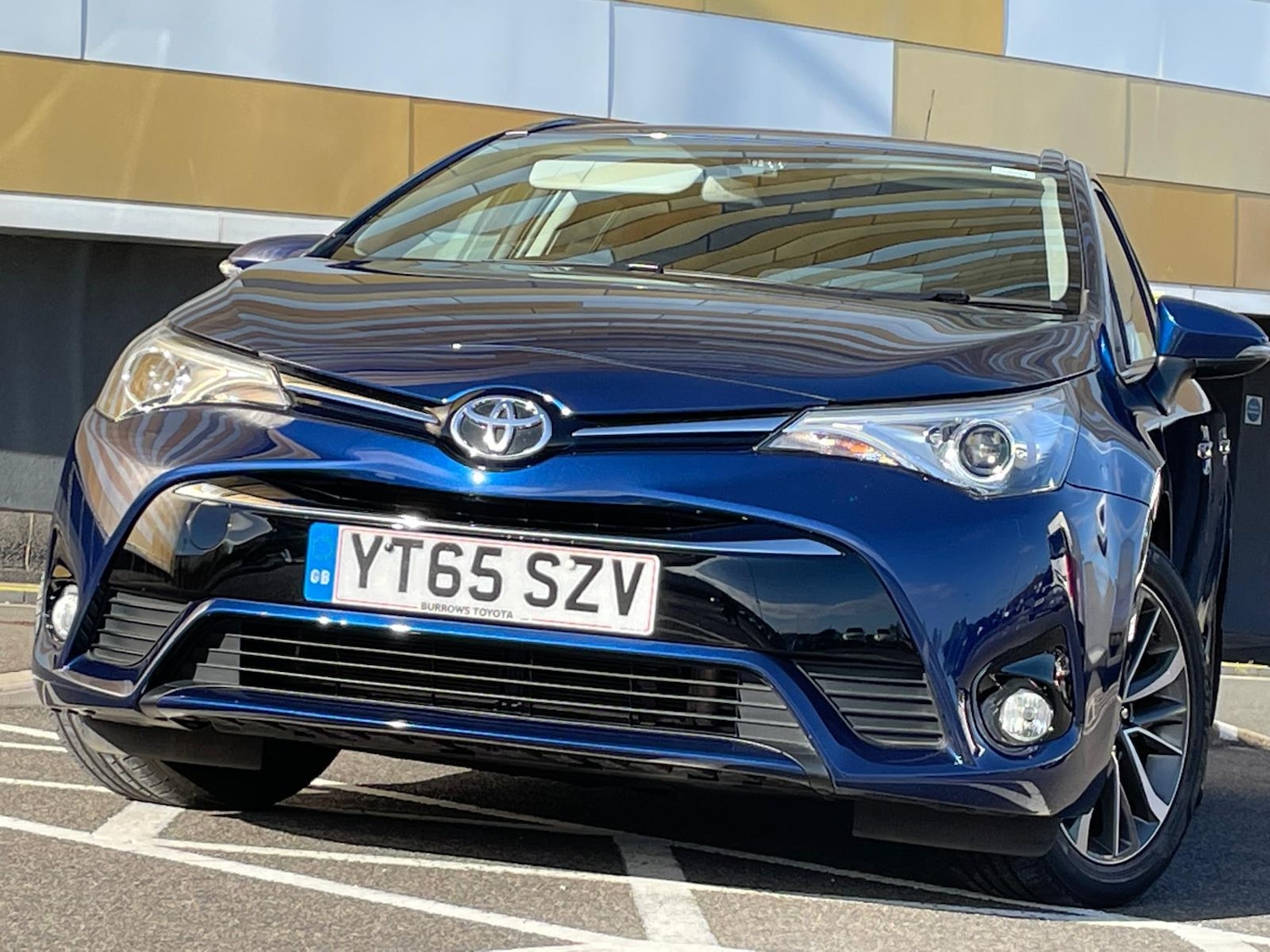 Used Toyota Avensis 2015 for sale - 76172727: Photo 9