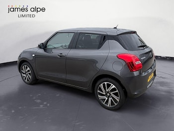 Used Suzuki Swift 2021 for sale - 79602159: Photo