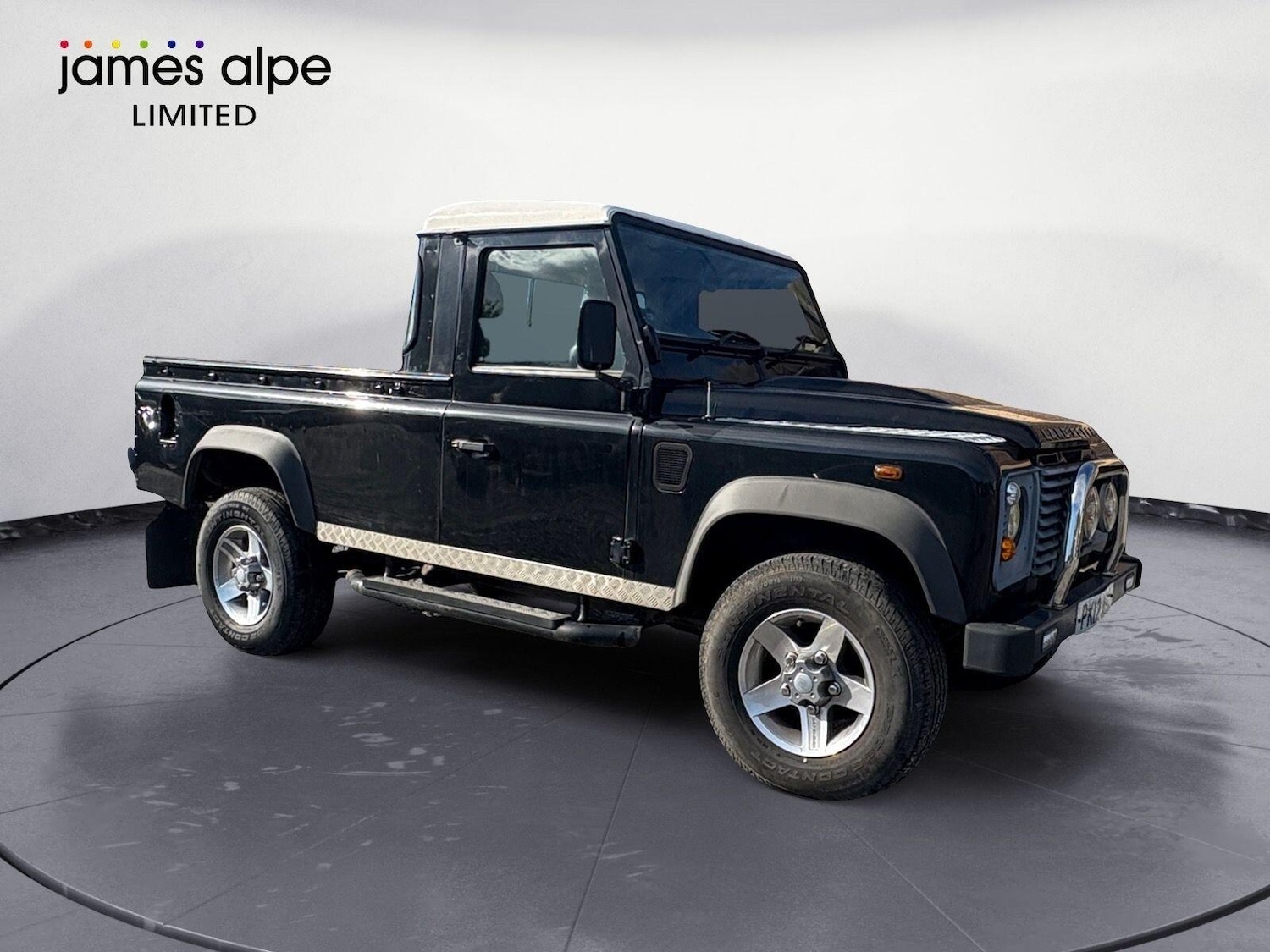 Used Land Rover Defender 110 2012 for sale - 76398594: Photo 1