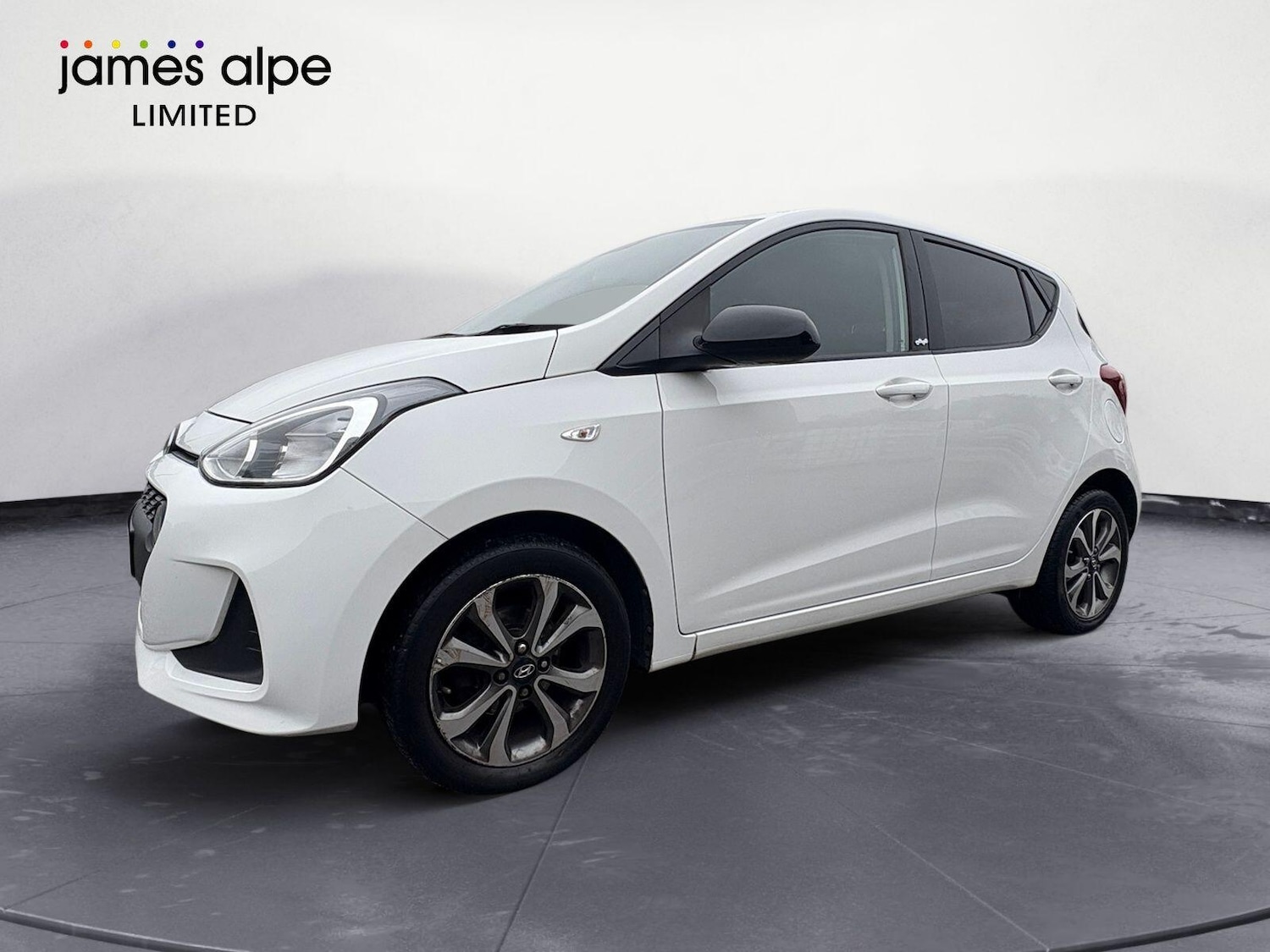 Used Hyundai i10 2019 for sale - 76994264: Photo 2