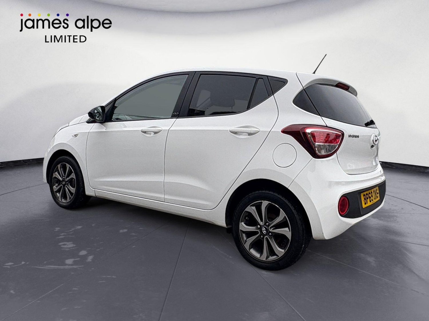 Used Hyundai i10 2019 for sale - 76398386: Photo 4