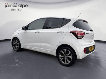 Used Hyundai i10 2019 for sale - 76398386: Photo