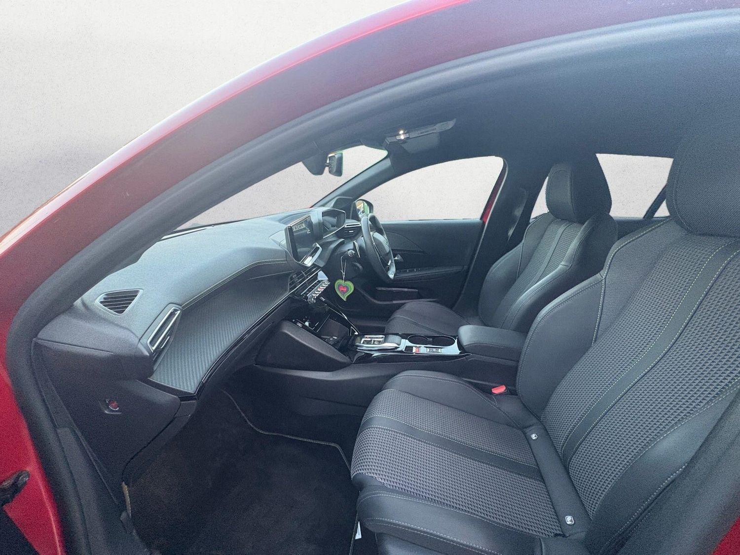 Used Peugeot 208 2022 for sale - 77120311: Photo 15