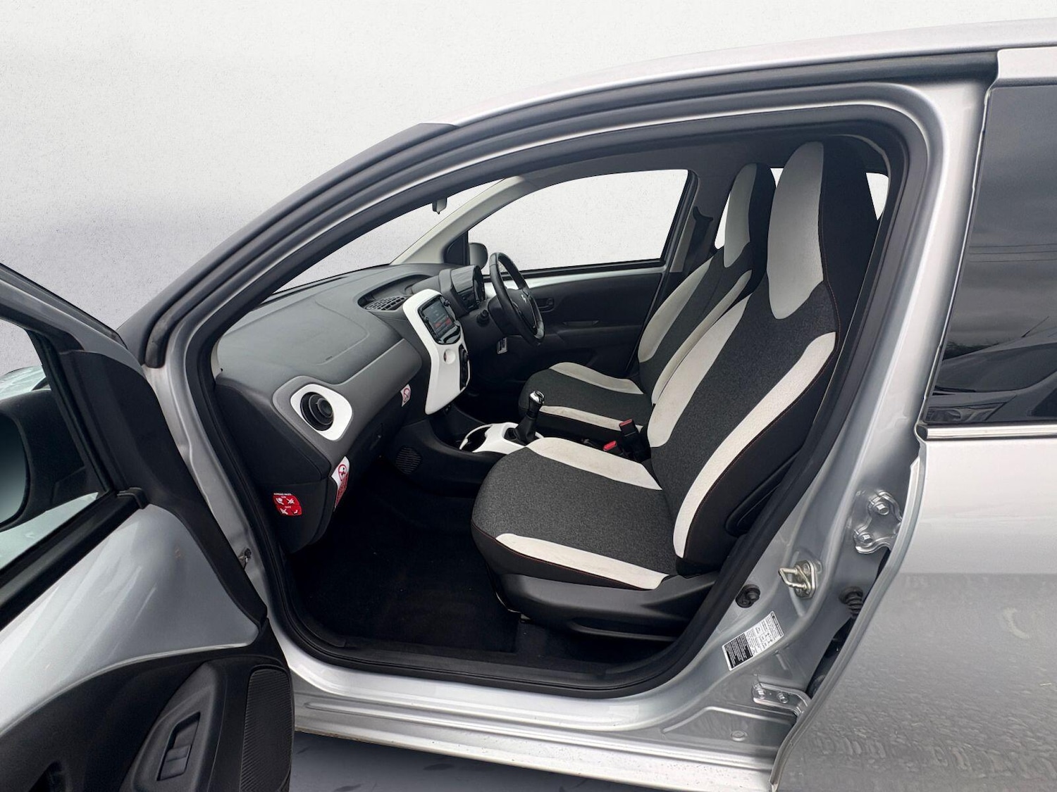 Used Citroen C1 2021 for sale - 77143924: Photo 15