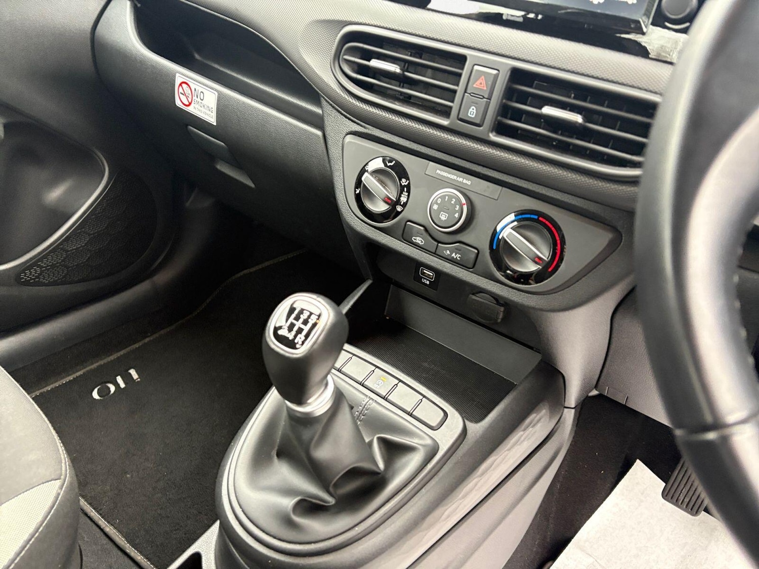 Used Hyundai i10 2023 for sale - 77143985: Photo 11