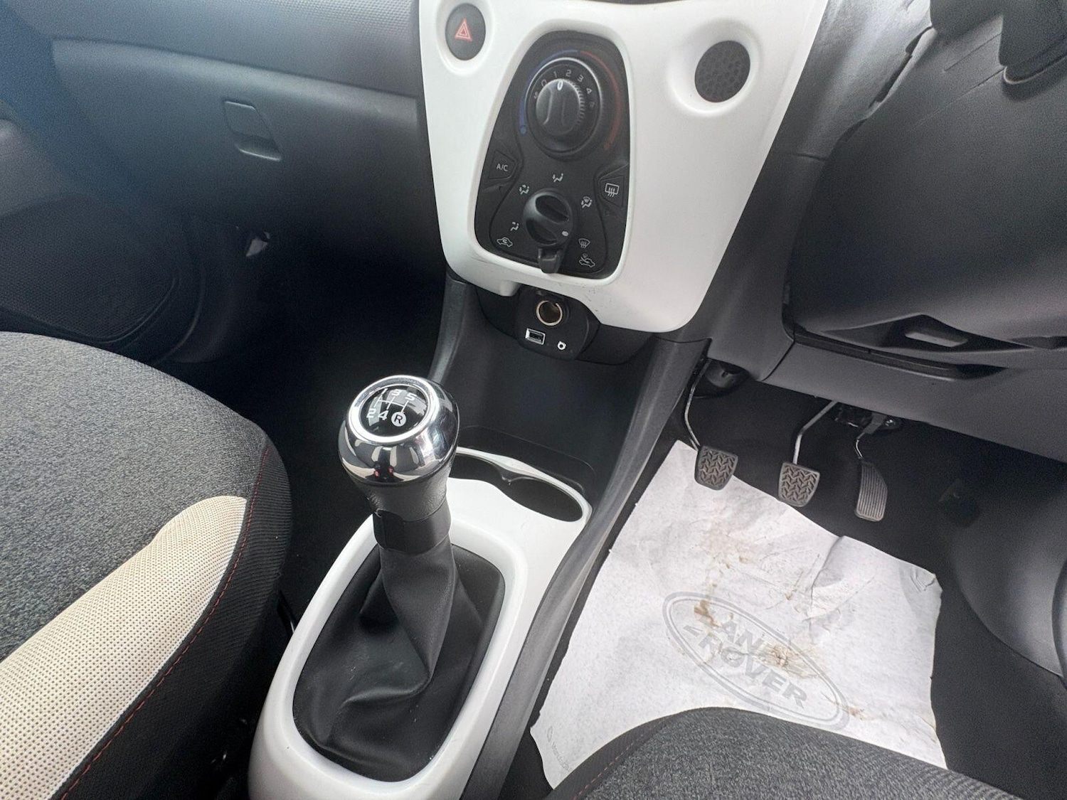 Used Citroen C1 2021 for sale - 76398247: Photo 11