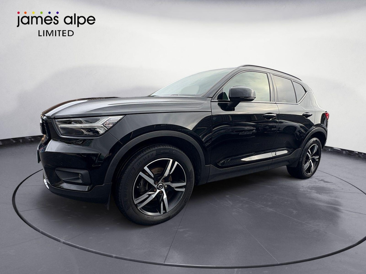 Used Volvo XC40 2020 for sale - 76484573: Photo 2