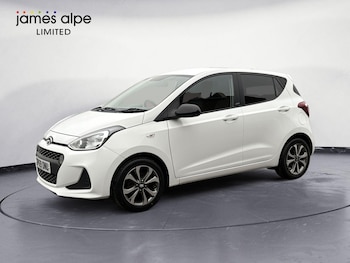 Used Hyundai i10 2019 for sale - 76398855: Photo