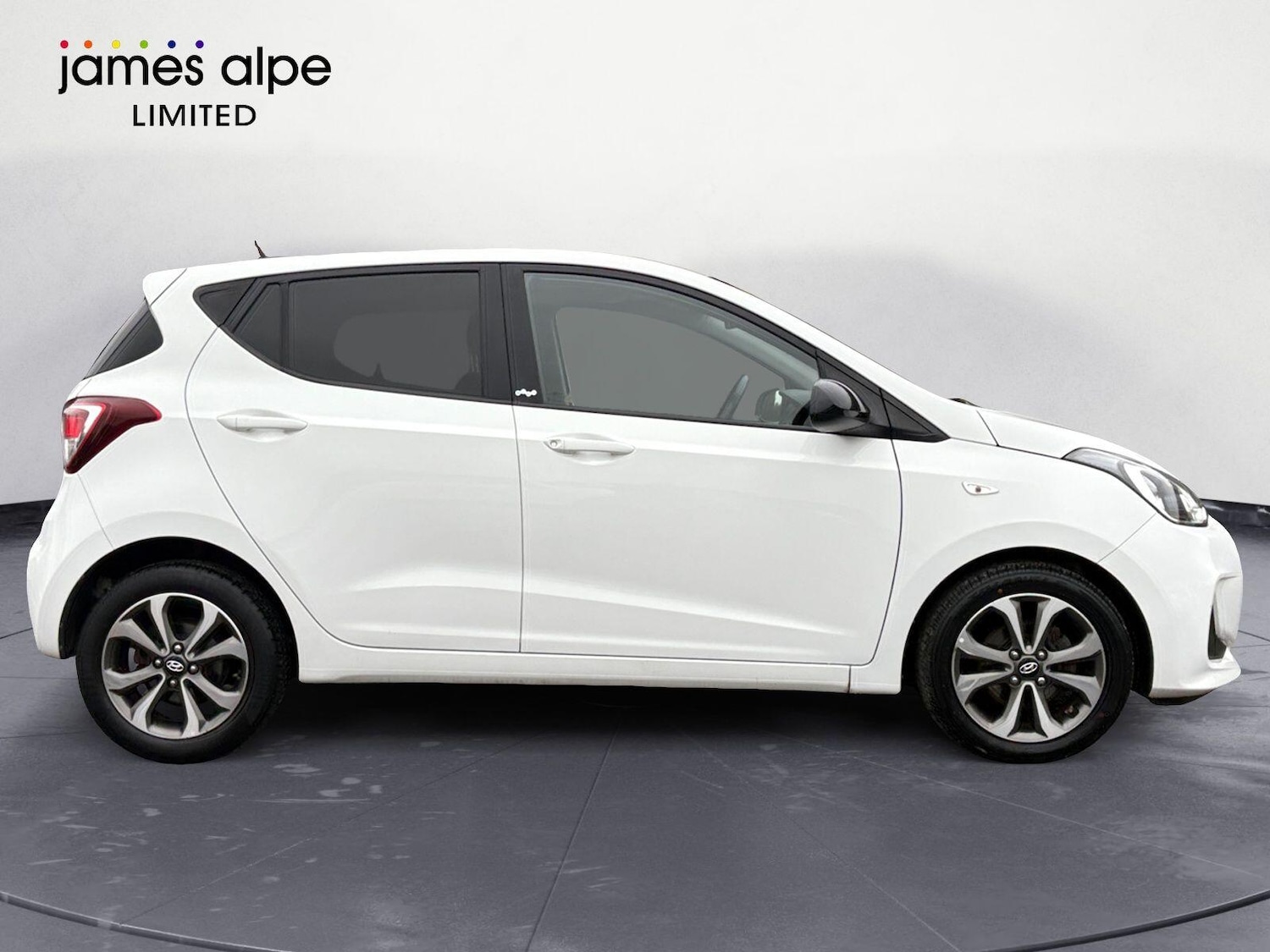 Used Hyundai i10 2019 for sale - 76398855: Photo 7