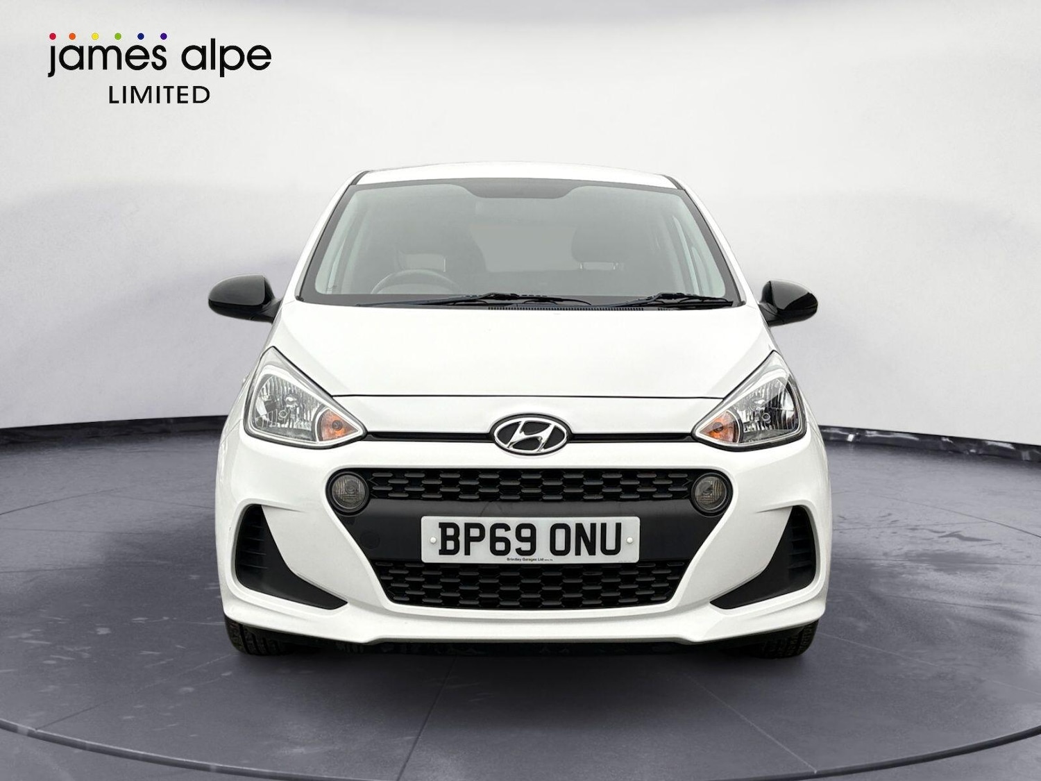 Used Hyundai i10 2019 for sale - 76398855: Photo 8