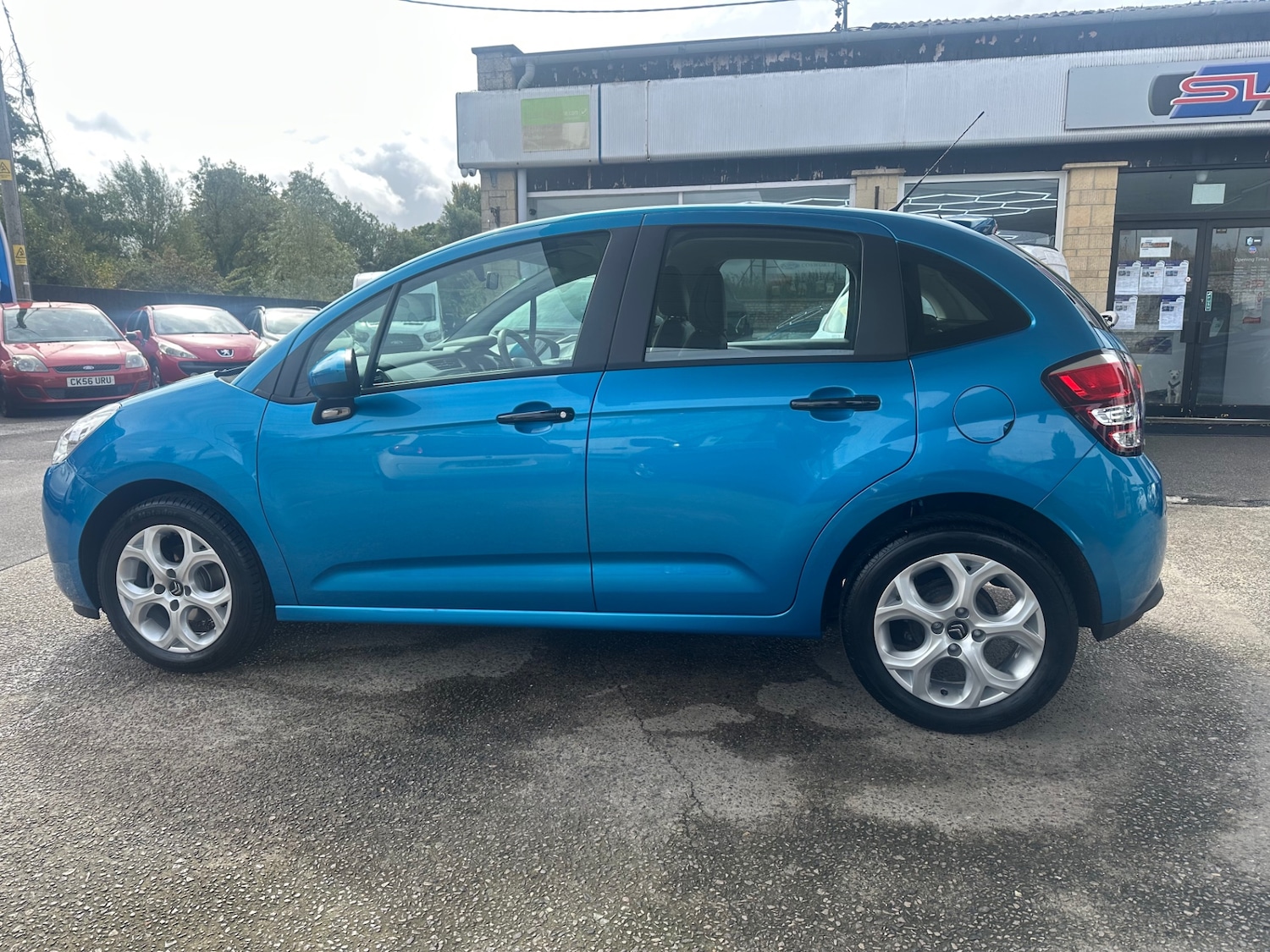 Vehicle 3