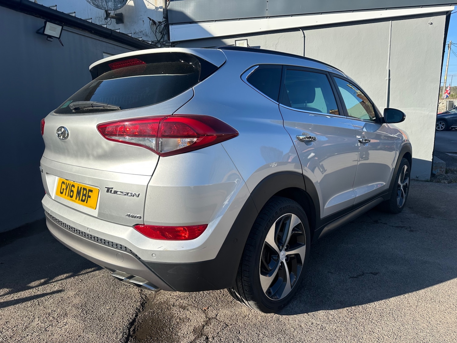 Used Hyundai TUCSON 2016 for sale - 78131645: Photo 2
