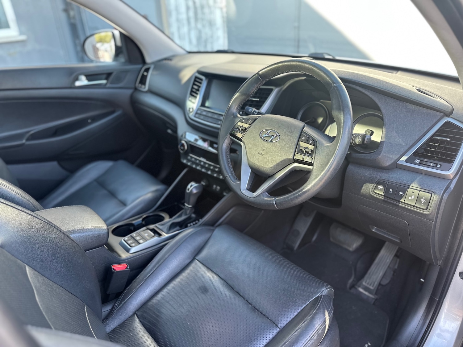 Used Hyundai TUCSON 2016 for sale - 78131645: Photo 3