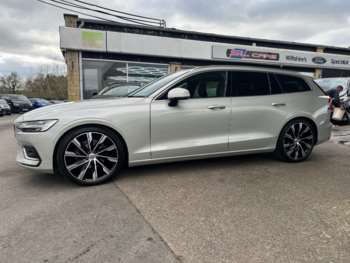 Used Volvo V60 2019 for sale - 74141200: Photo