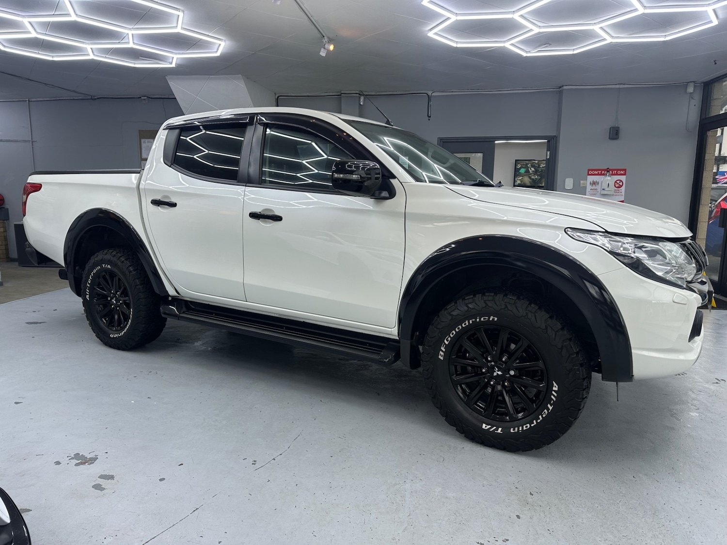 Used Mitsubishi L200 2019 for sale - 76738603: Photo 8