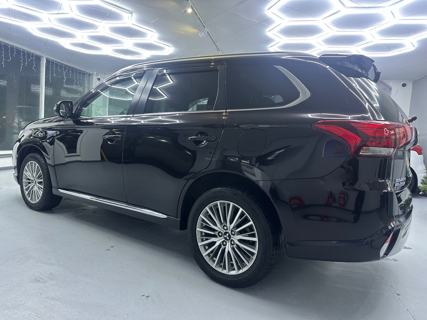 Used Mitsubishi Outlander 2021 for sale - 76782770: Photo 3