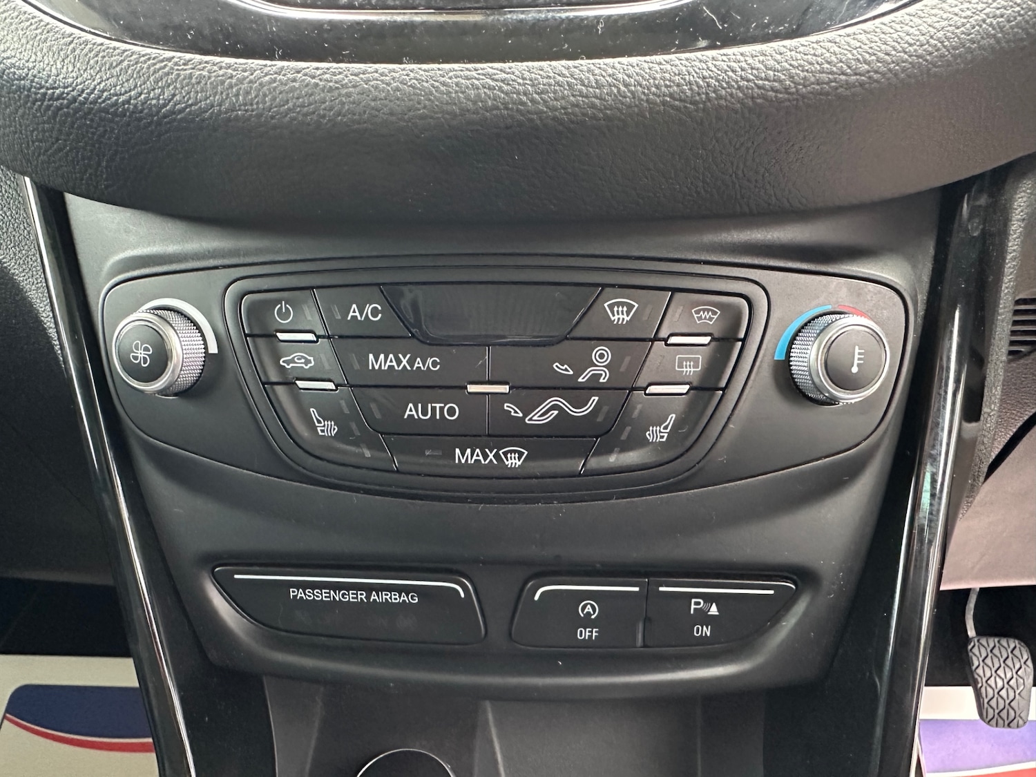 Used Ford B-MAX 2013 for sale - 76464497: Photo 34