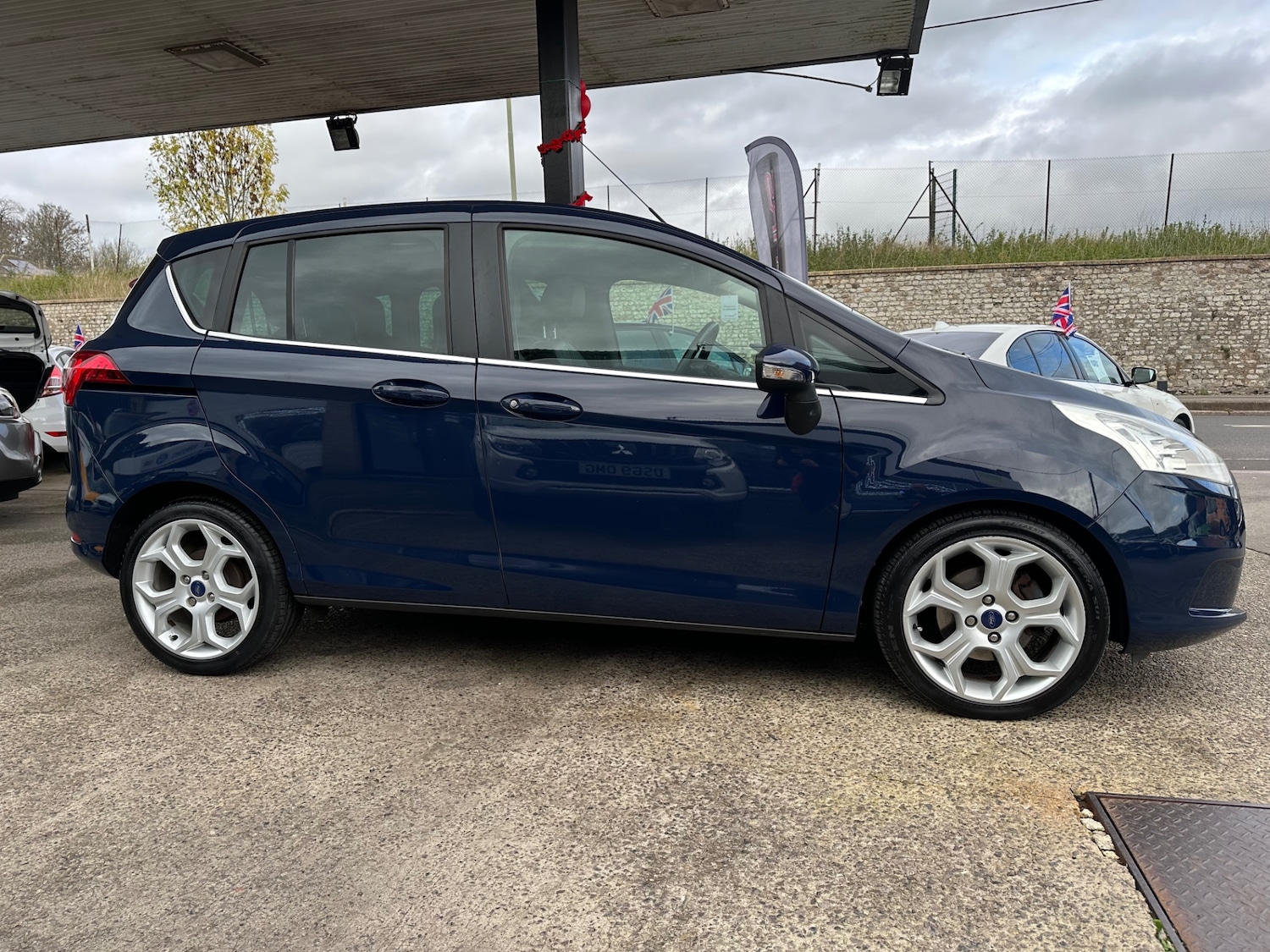 Used Ford B-MAX 2013 for sale - 76464497: Photo 6