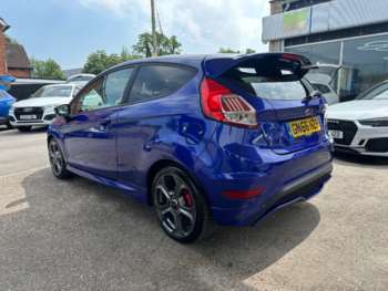 Used Ford Fiesta 2016 for sale - 74900106: Photo