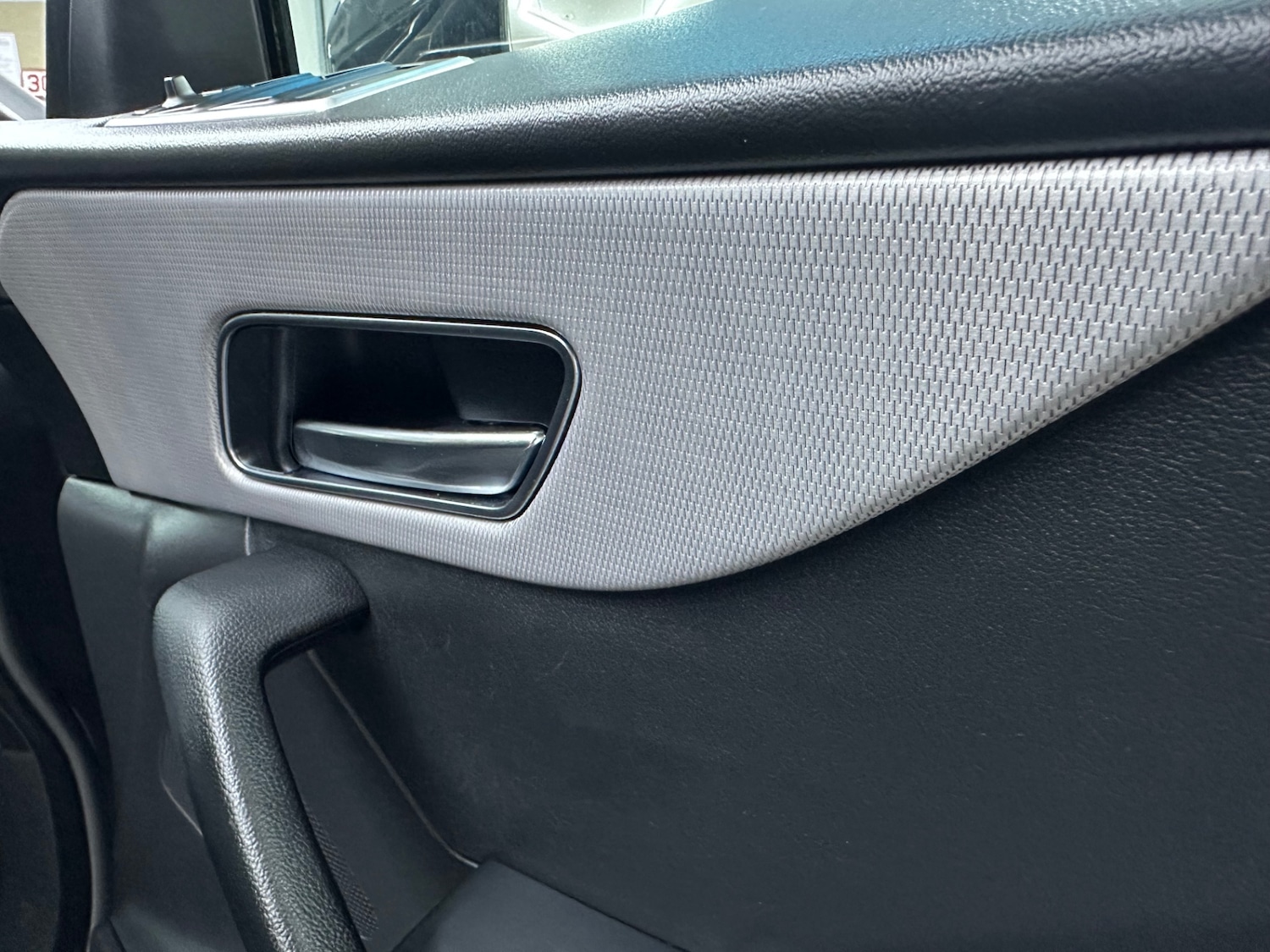 Used Jaguar F-Pace 2018 for sale - 77326252: Photo 13