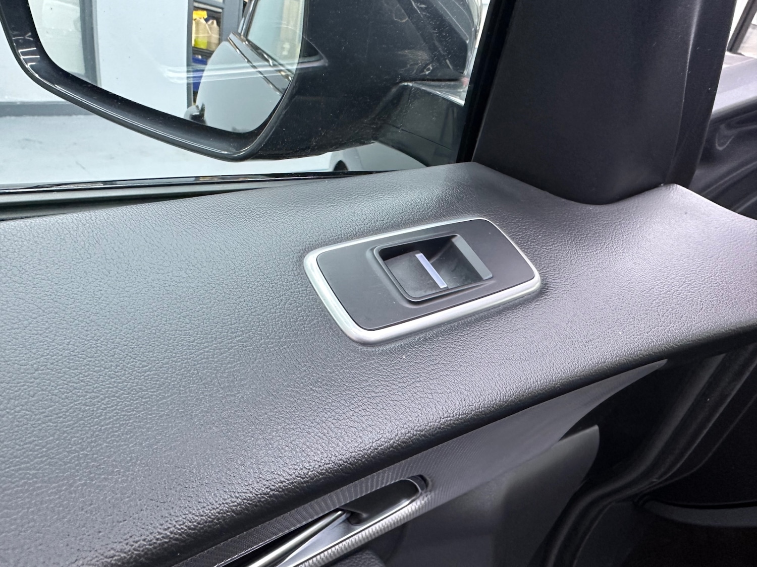 Used Jaguar F-Pace 2018 for sale - 77326252: Photo 28