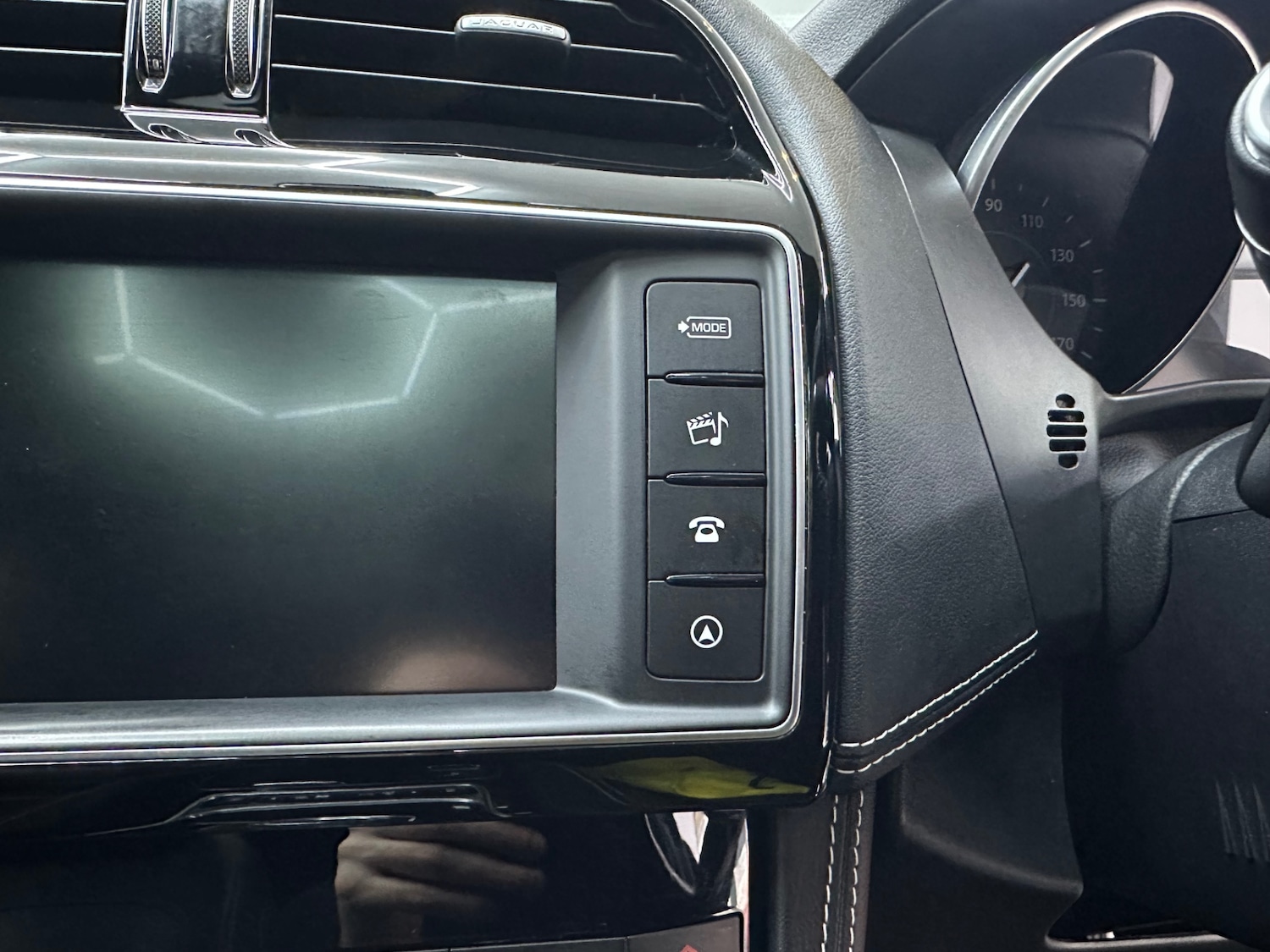 Used Jaguar F-Pace 2018 for sale - 77326252: Photo 50