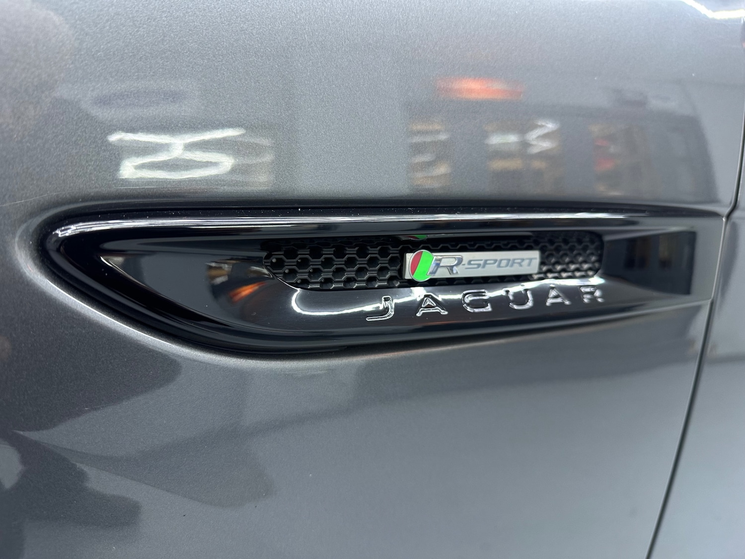 Used Jaguar F-Pace 2018 for sale - 77326252: Photo 64