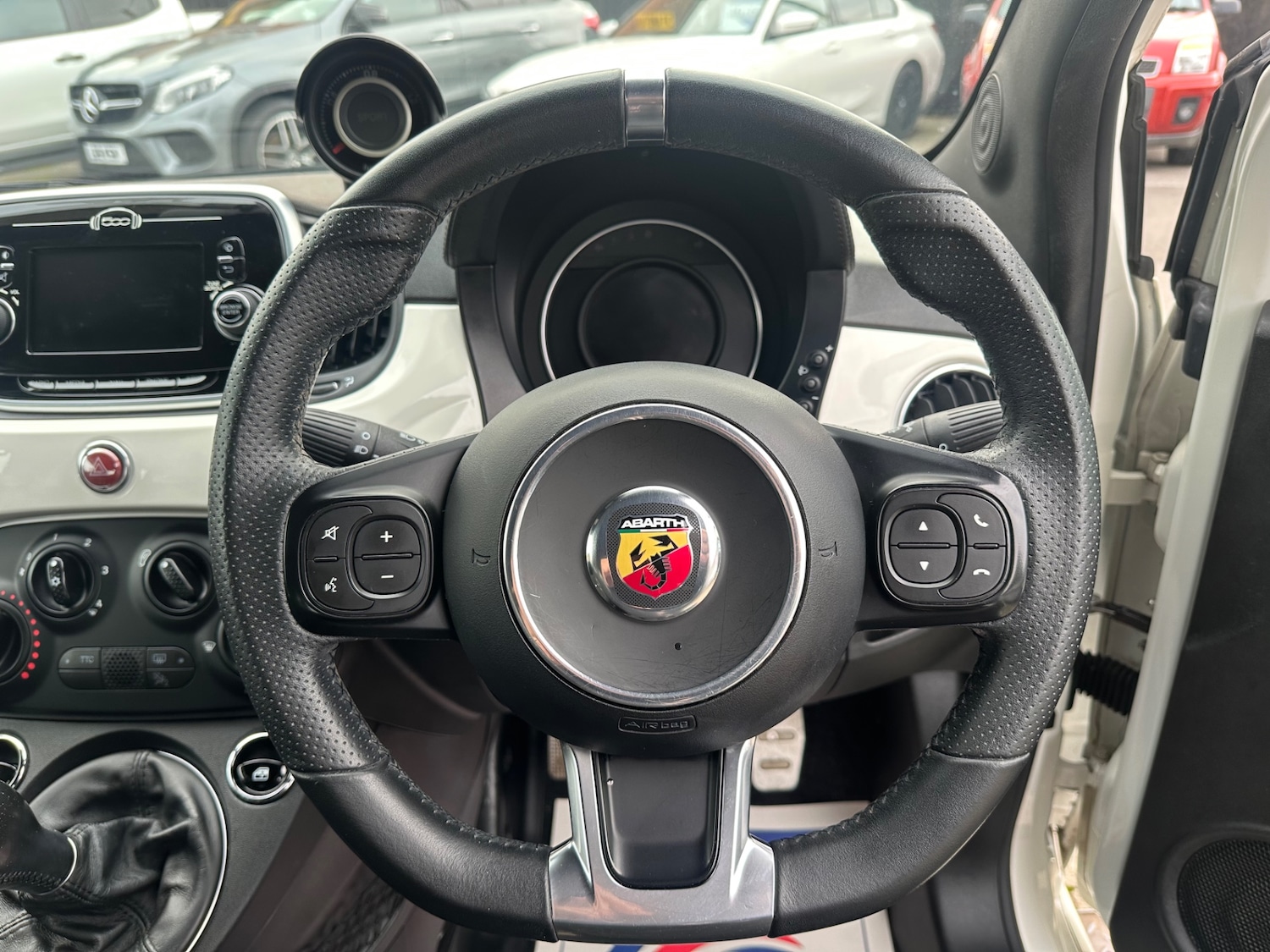 Used Abarth 595 2018 for sale - 76171988: Photo 30