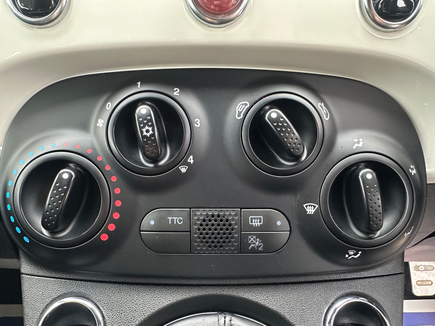 Used Abarth 595 2018 for sale - 76171988: Photo 41