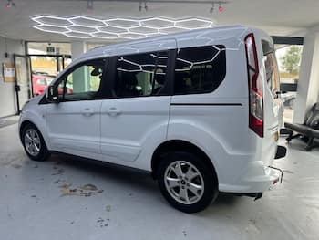 Used Ford Tourneo Connect 2017 for sale - 79628908: Photo
