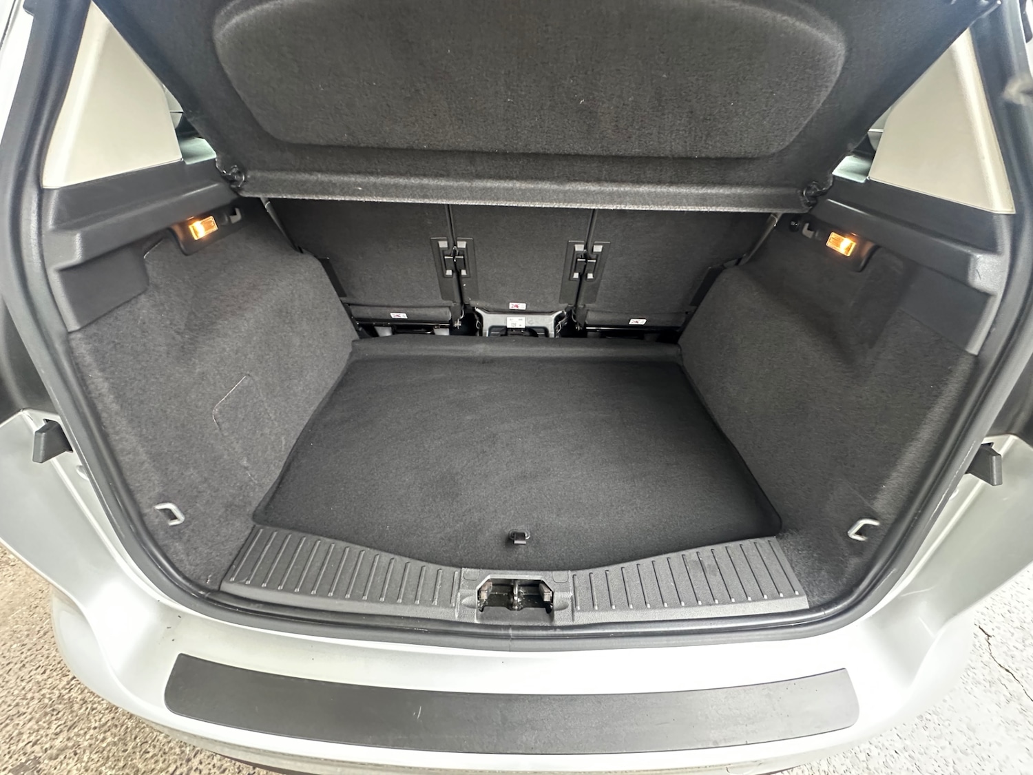 Used Ford C-Max 2016 for sale - 76413920: Photo 24